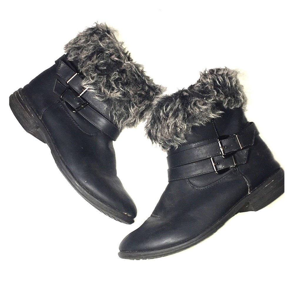 Matte black boots Woman’s size 7.5 M